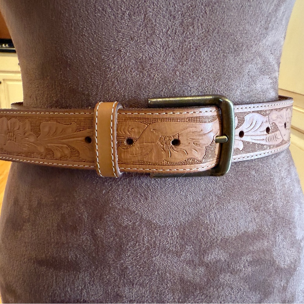 American Eagle Genuine Leather Belt Size XS - Picture 1 of 7